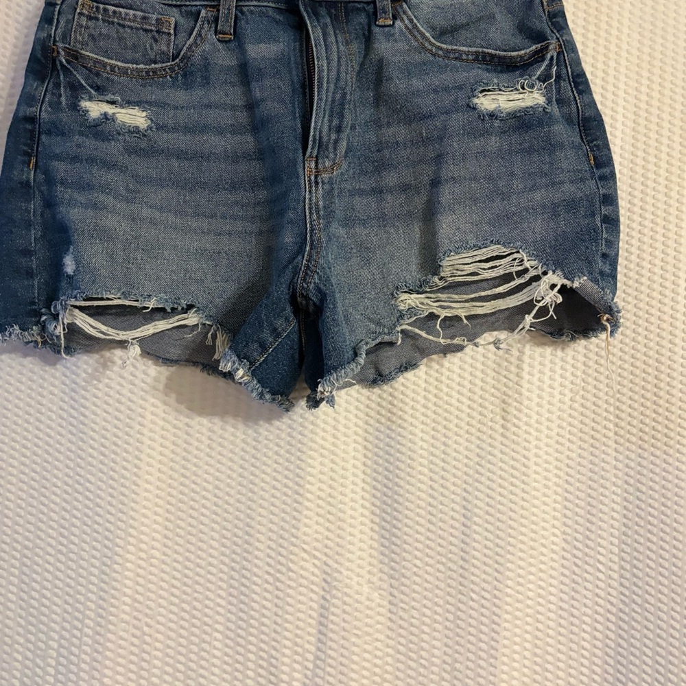 SO Distressed Denim Women's Shorts 11/30W